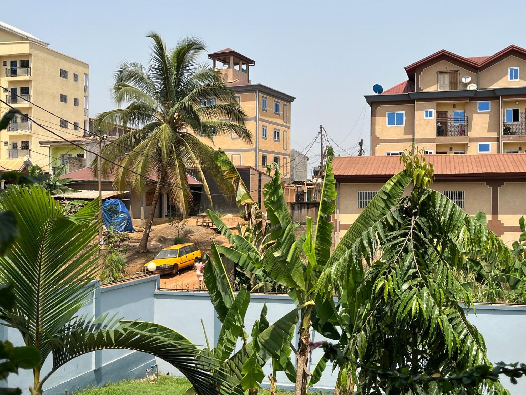 Afan Yaounde Lodge Yaoundé Exterior foto